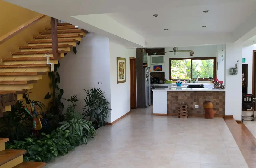 Roots_Real_estate_panama_Bocas_Luxury_home-17