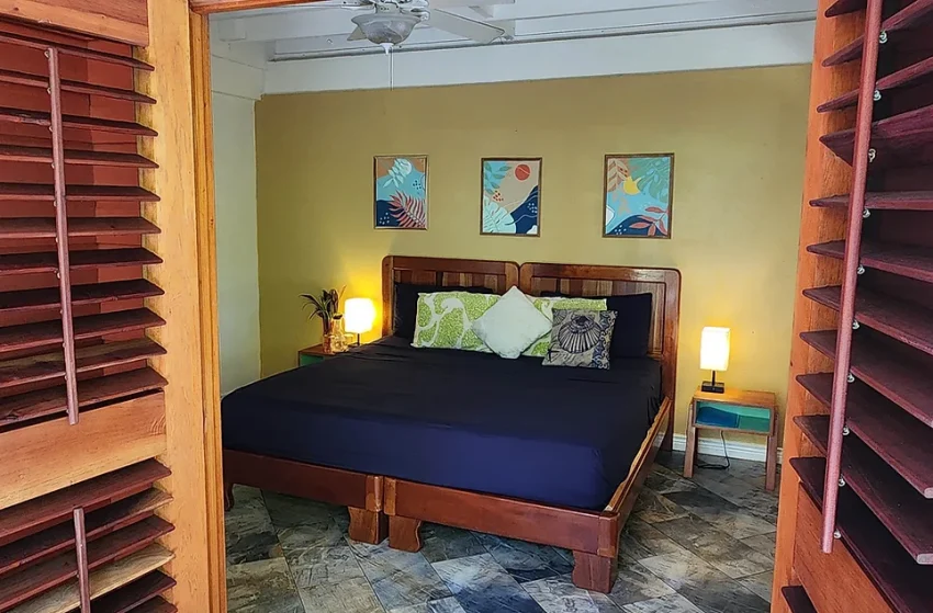 hotel for sale on bluff beach isla colon6